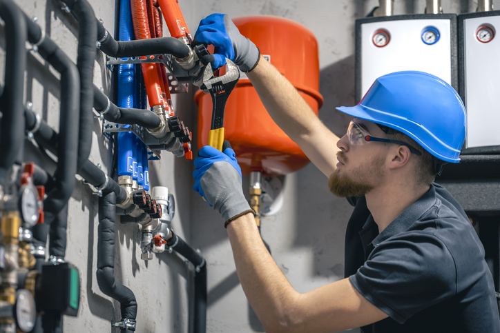 Why You Should Invest in Regular Services from a Commercial Plumber